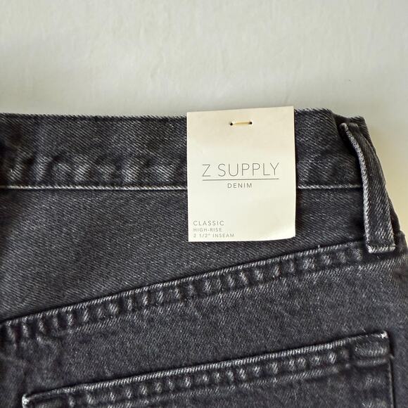Z Supply Meet The Classic Short Black Size 28 NWT - Picture 9 of 9